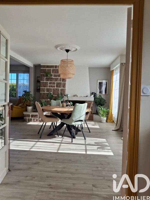 Maison - 166 m² - 7 pièces