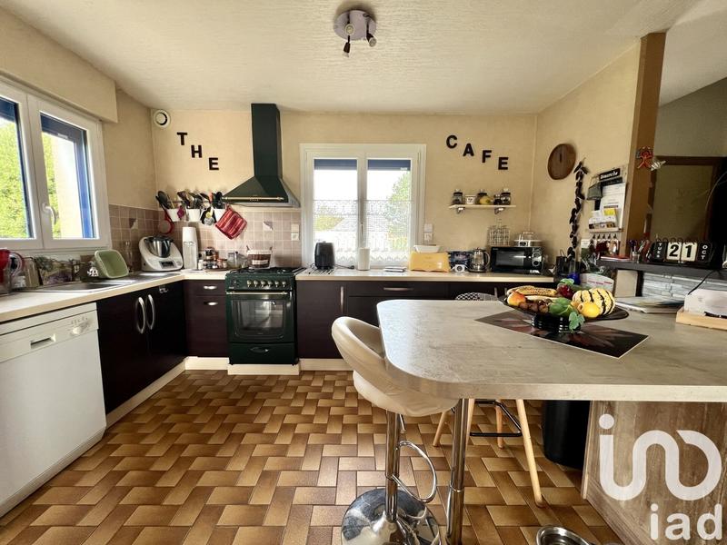 Maison - 94 m² - 6 pièces