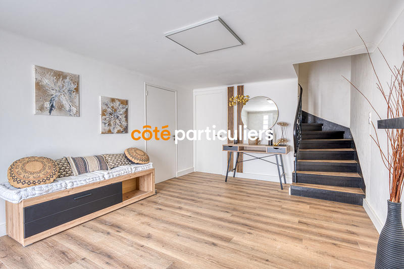 Maison - 90 m² - 5 pièces