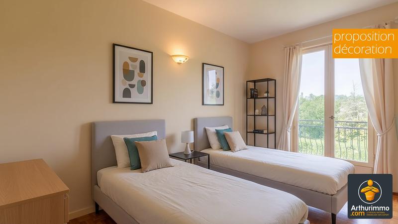 Maison - 92 m² - 4 pièces