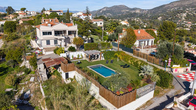 Maison - 142 m² - 5 pièces