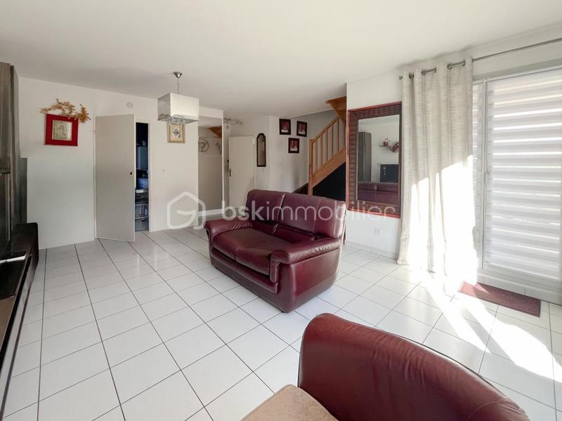 Maison - 92 m² - 5 pièces