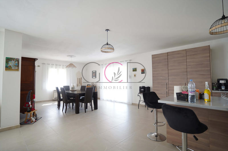 Maison - 167 m² - 4 pièces