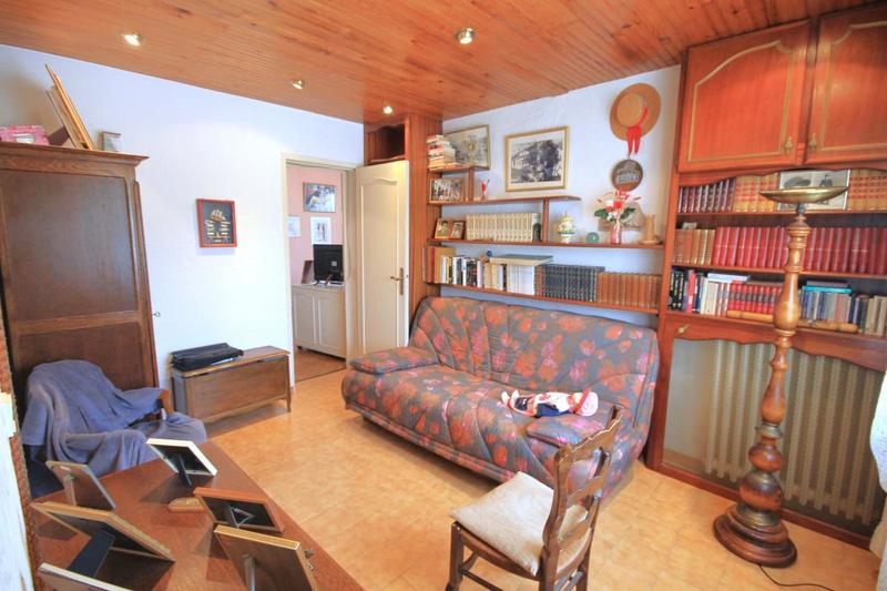 Maison - 196 m² - 6 pièces