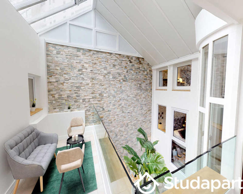 Chambre - 70 m² - 1 pièce