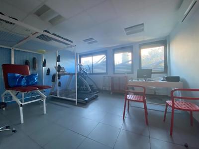 Bureau - 86 m² - 4 pièces