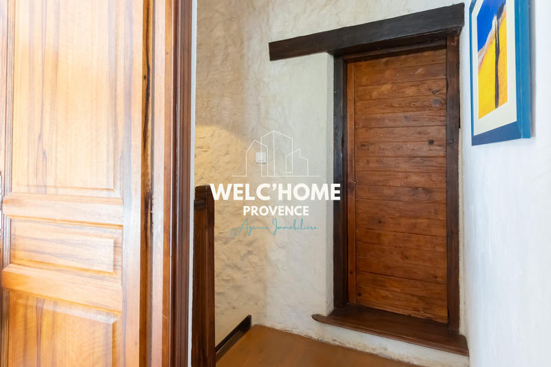 Mas - 465 m² - 20 pièces