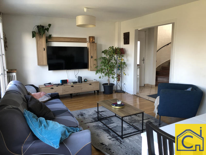 Maison - 100 m² - 6 pièces