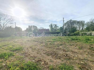 Terrain constructible - 595 m²