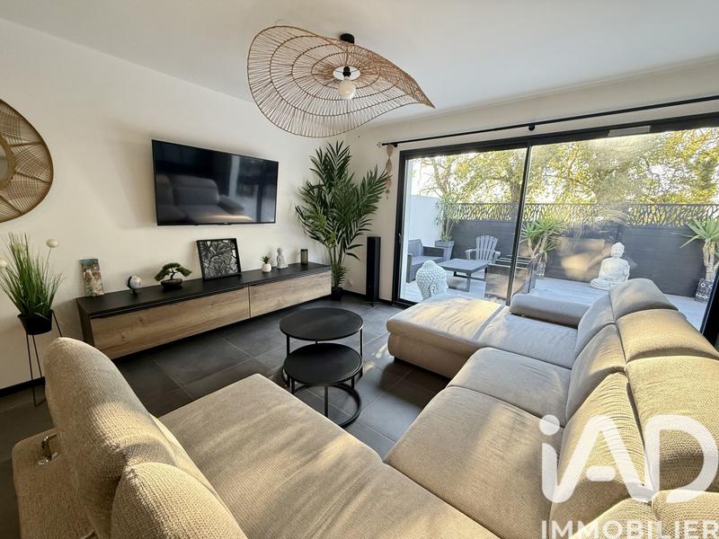 Maison - 96 m² - 4 pièces