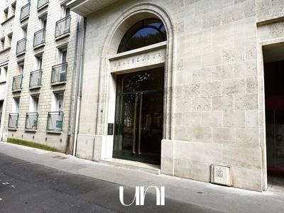 Appartement - 97 m² - 5 pièces