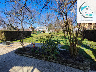 Maison - 95 m² - 5 pièces