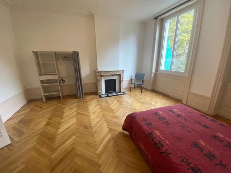 Appartement - 170 m² - 4 pièces