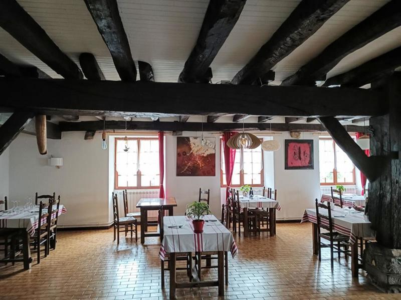 Maison - 365 m² - 11 pièces