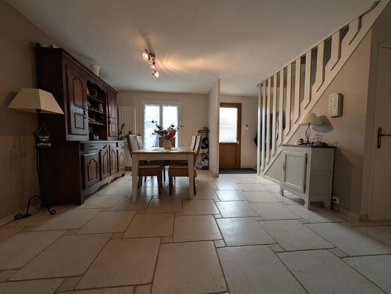 Maison - 135 m² - 6 pièces