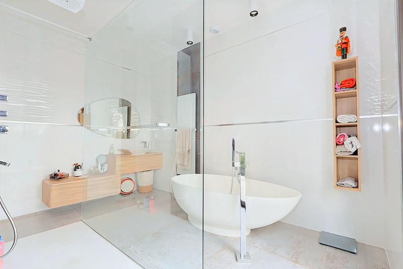 Maison - 165 m² - 5 pièces