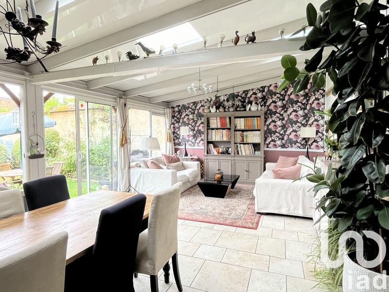 Maison de ville - 304 m² - 9 pièces