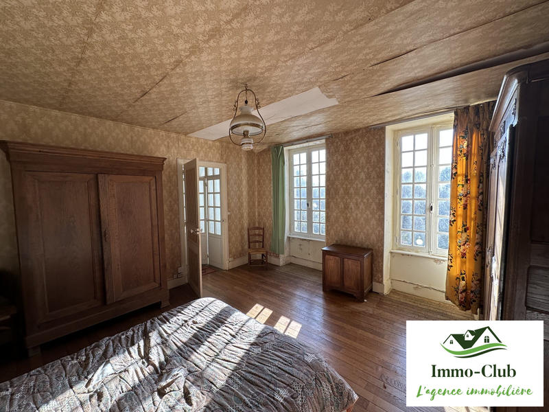 Maison - 185 m² - 6 pièces