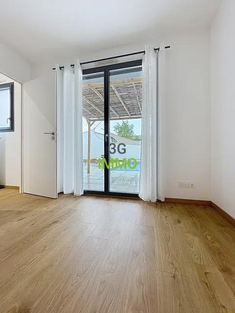 Maison - 121 m² - 6 pièces