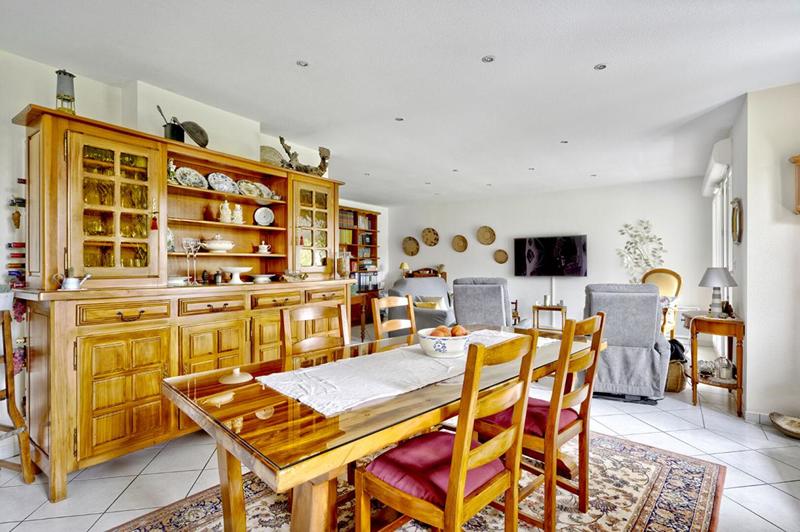 Appartement - 111 m² - 4 pièces