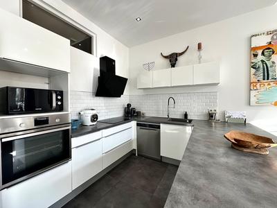 Appartement - 64 m² - 2 pièces