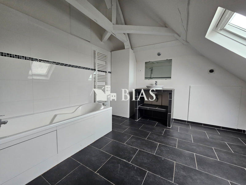 Maison - 151 m² - 6 pièces