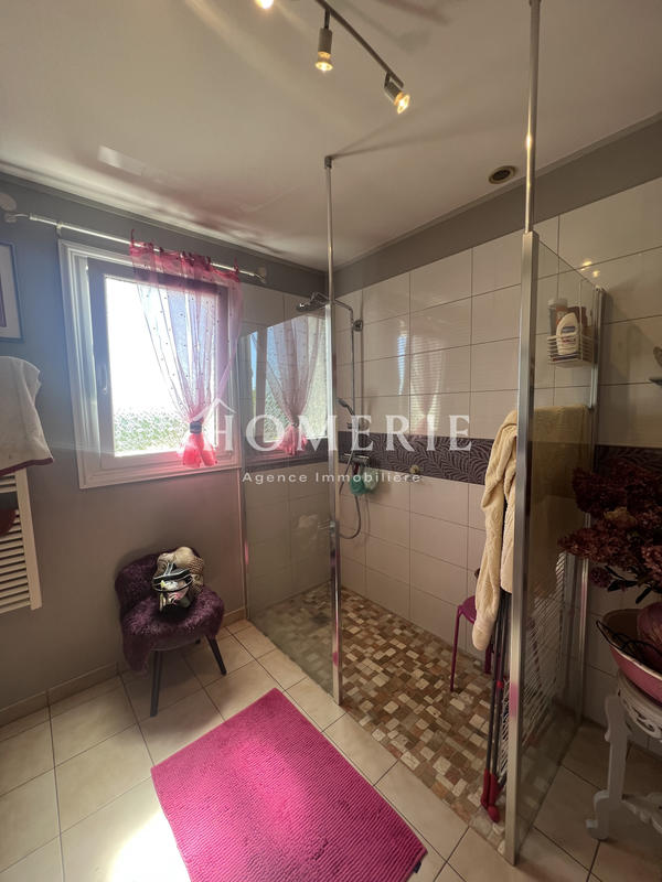 Maison - 98 m² - 5 pièces