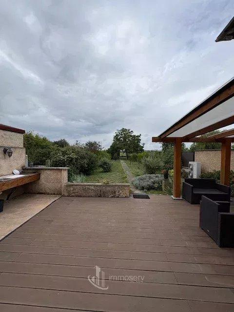 Immeuble - 200 m² - 10 pièces