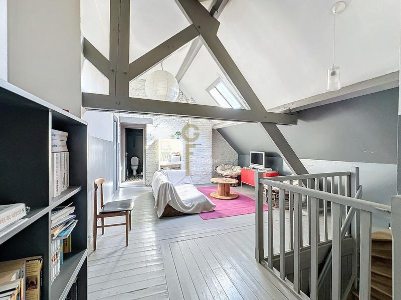 Maison - 410 m² - 12 pièces