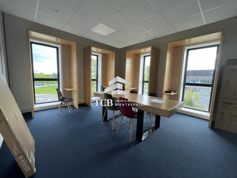 Bureau - 184 m²