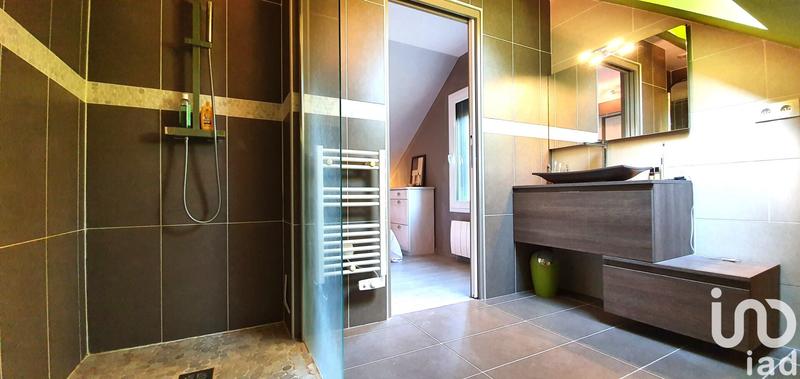 Maison - 94 m² - 5 pièces