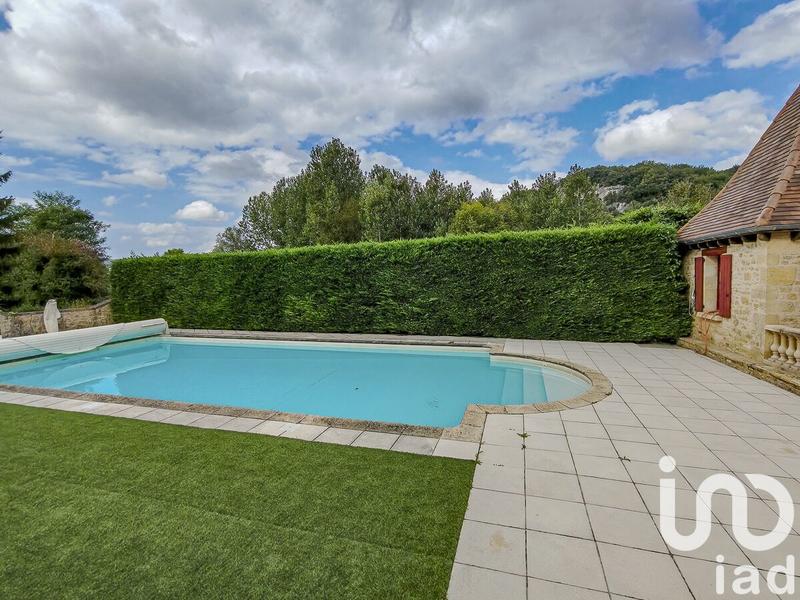 Maison - 400 m² - 17 pièces