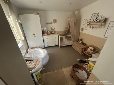 Maison - 215 m² - 8 pièces