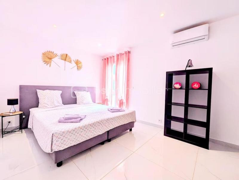 Maison - 115 m² - 4 pièces