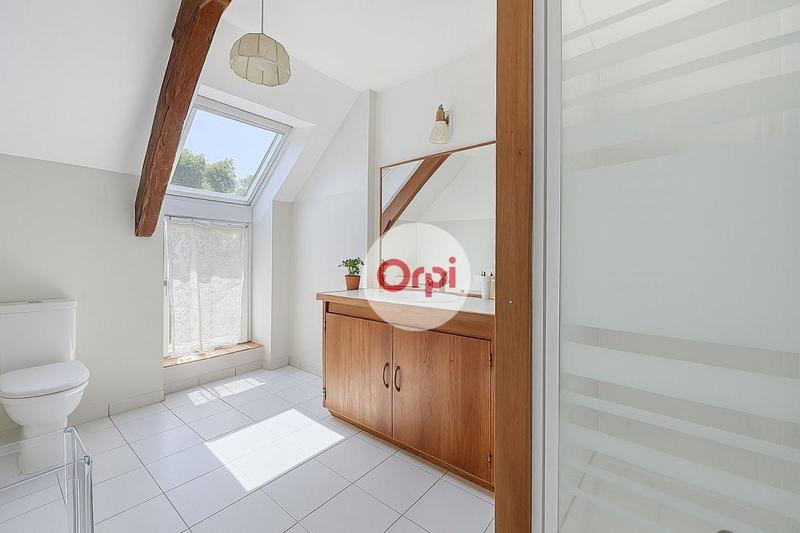 Maison - 234 m² - 5 pièces