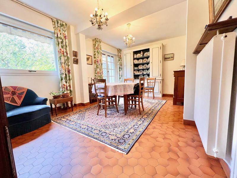 Maison - 145 m² - 7 pièces