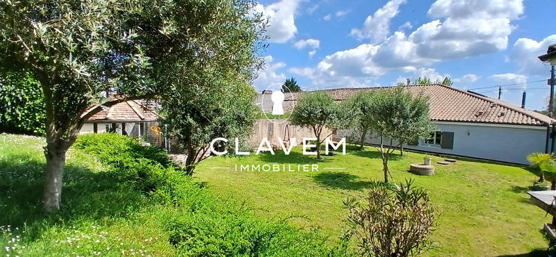 Maison ancienne - 117 m² - 8 pièces