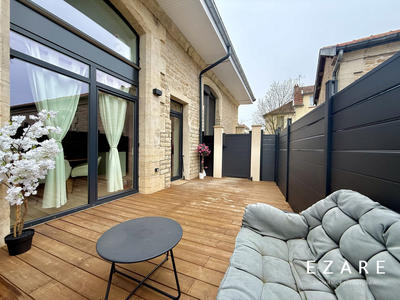 Maison - 93 m² - 4 pièces