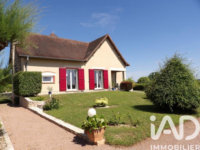 Maison - 202 m² - 8 pièces