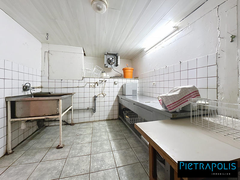 Maison ancienne - 235 m² - 4 pièces