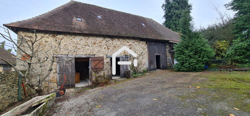 Maison - 240 m² - 6 pièces