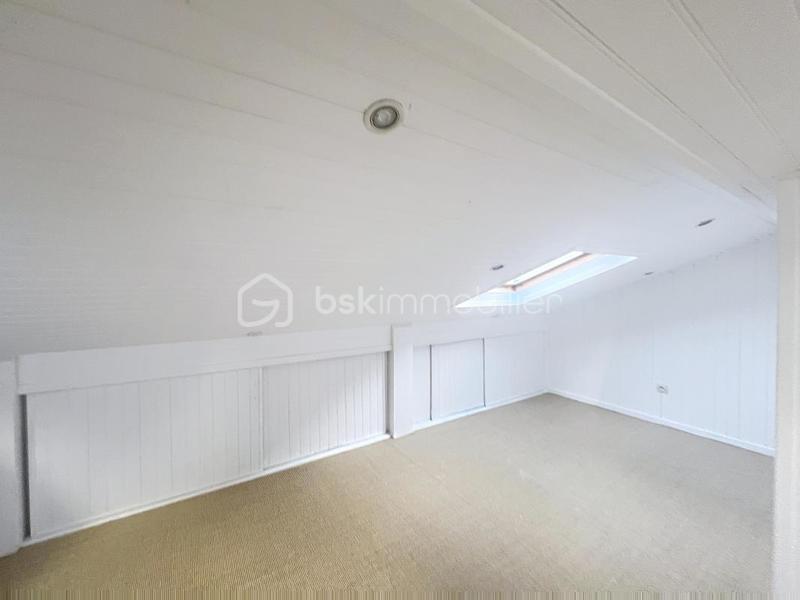 Maison - 102 m² - 6 pièces