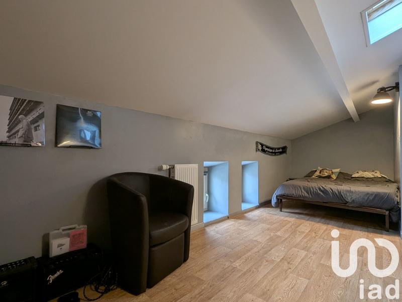 Maison - 194 m² - 8 pièces