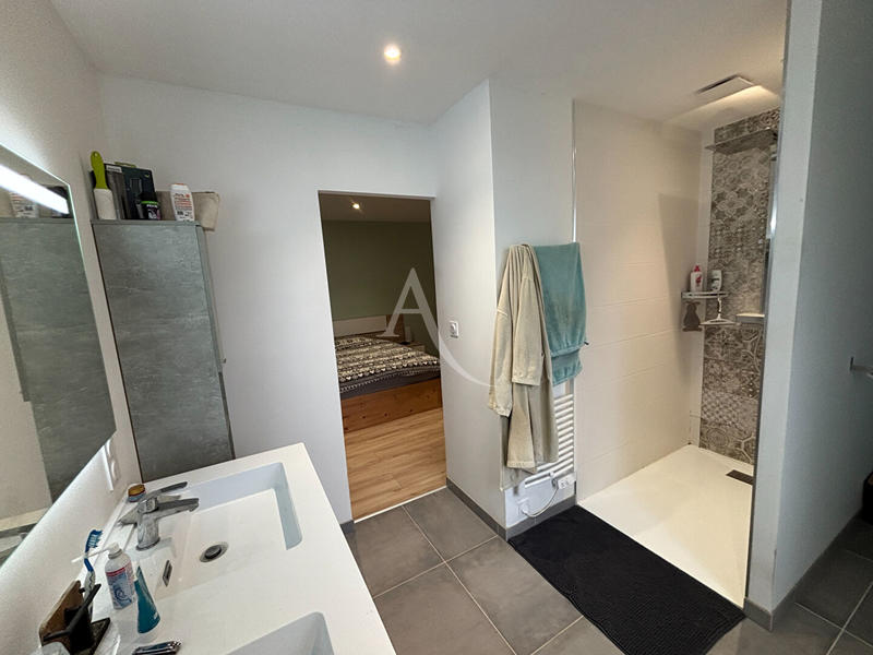 Maison - 143 m² - 5 pièces