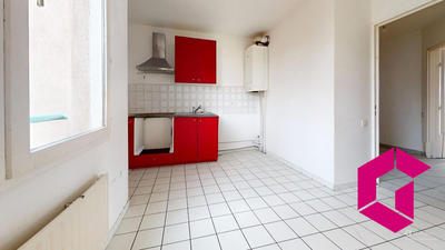 Appartement - 77 m² - 3 pièces