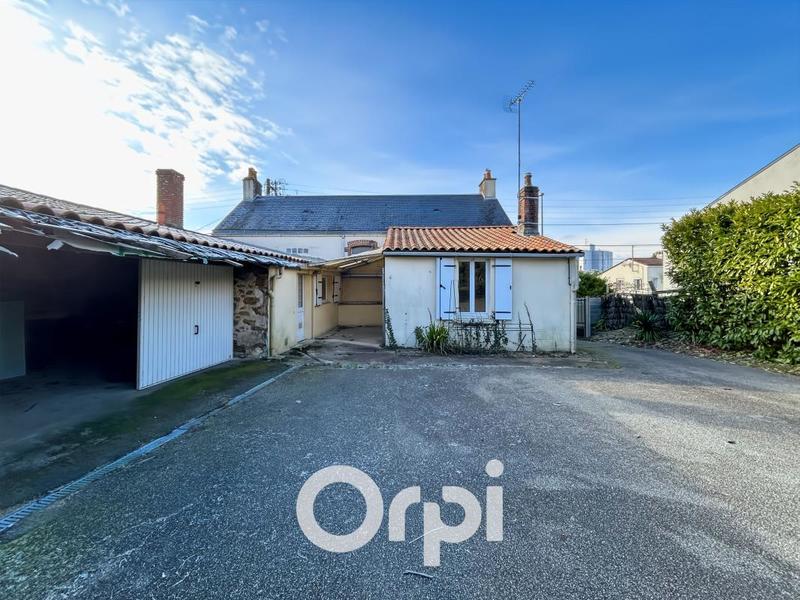 Immeuble - 115 m² - 5 pièces