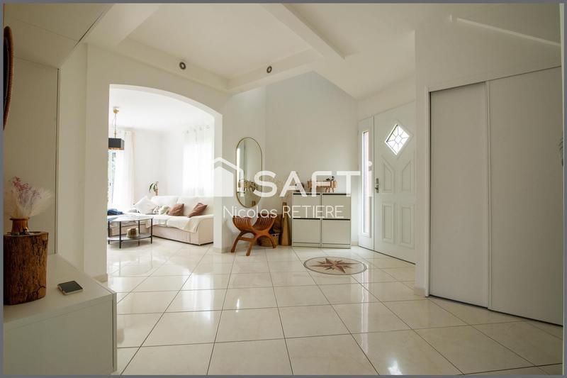 Maison - 138 m² - 6 pièces