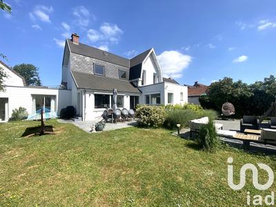 Maison - 187 m² - 9 pièces