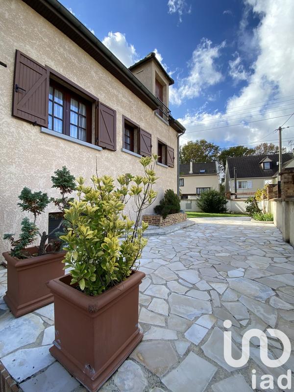 Maison - 145 m² - 6 pièces