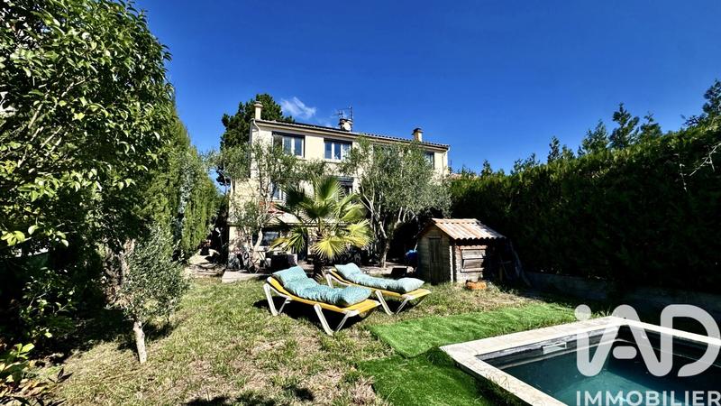 Maison - 95 m² - 4 pièces